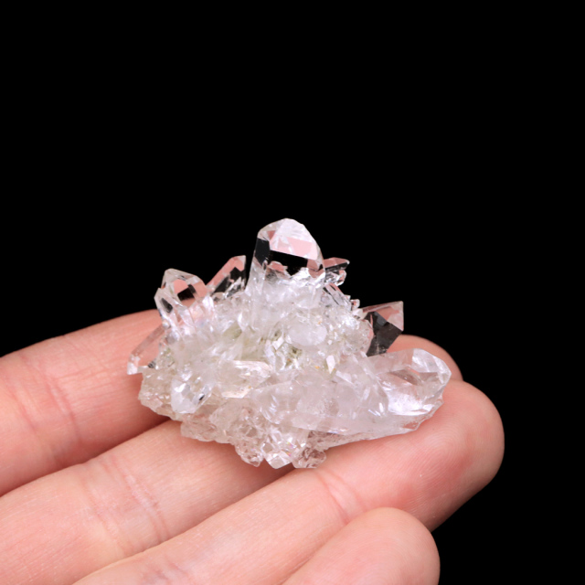 天然 水晶 クラスター ミニ ブラジル ゼッカ産 透明感が美しい ゼッカクォーツ 原石 天然石 1点物 パワーストーン クリスタル 結晶 浄化