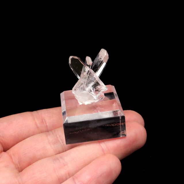 天然 水晶 クラスター ミニ ブラジル ゼッカ産 透明感が美しい ゼッカクォーツ 原石 天然石 1点物 パワーストーン クリスタル 結晶 浄化
