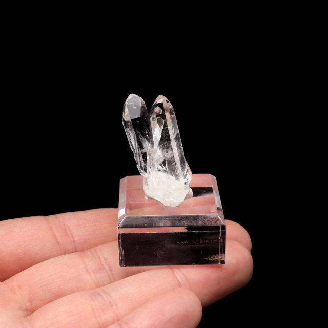 天然 水晶 クラスター ミニ ブラジル ゼッカ産 透明感が美しい ゼッカクォーツ 原石 天然石 1点物 パワーストーン クリスタル 結晶 浄化