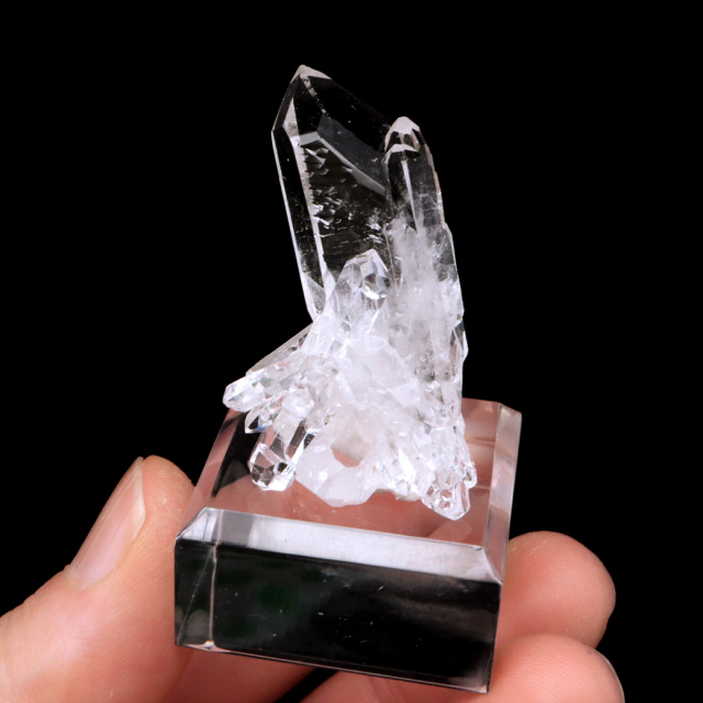 水晶 クラスター 一覧