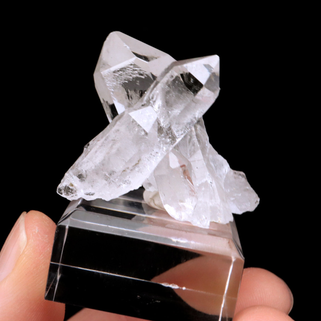 天然 水晶 クラスター ミニ 34g 台座付き ブラジル ゼッカ産 透明感が