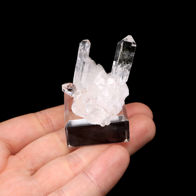 天然 水晶 クラスター ミニ ブラジル ゼッカ産 透明感が美しい ゼッカクォーツ 原石 天然石 1点物 パワーストーン クリスタル 結晶 浄化