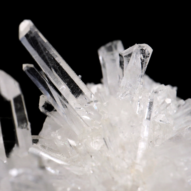 天然 水晶 クラスター 四川省産 原石 天然石 1点物 パワーストーン クリスタル 浄化 空間 自然石 結晶 鉱物 ポイント ヒーリング crystal