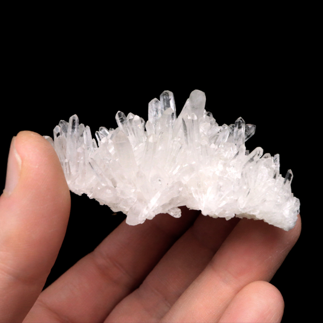 天然 水晶 クラスター 四川省産 原石 天然石 1点物 パワーストーン クリスタル 浄化 空間 自然石 結晶 鉱物 ポイント ヒーリング crystal
