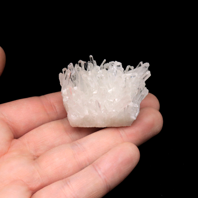 天然 水晶 クラスター 四川省産 原石 天然石 1点物 パワーストーン クリスタル 浄化 空間 自然石 結晶 鉱物 ポイント ヒーリング crystal