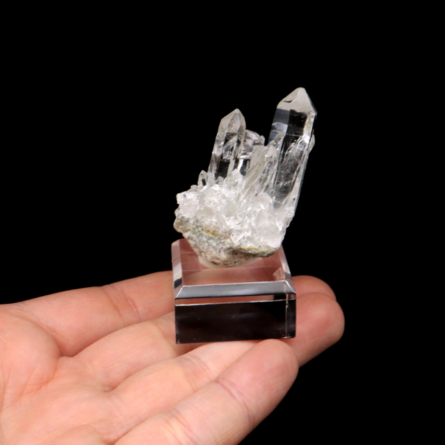 天然 水晶 クラスター ミニ ブラジル ゼッカ産 透明感が美しい ゼッカクォーツ 原石 天然石 1点物 パワーストーン クリスタル 結晶 浄化