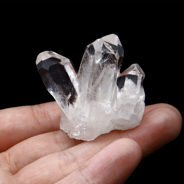 天然 水晶 クラスター ブラジル トマスゴンサガ産 原石 天然石 1点物 パワーストーン