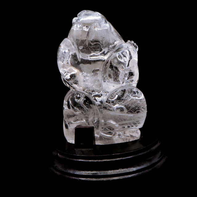 天然水晶 手彫り 717g 龍 置物 台座付き 風水 クリスタル Crystal Dragon 1点 彫刻