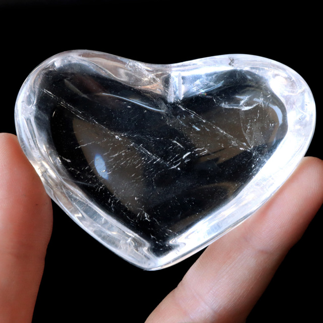 水晶 お皿 浄化皿 受け皿 ハート型 プレート クリスタルクォーツ ブラジル産 癒し ヒーリング 浄化 天然石 パワーストーン