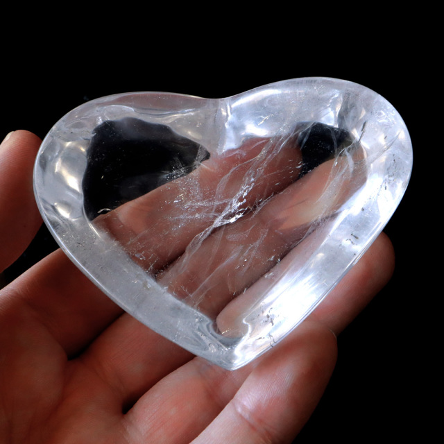 水晶 お皿 浄化皿 受け皿 ハート型 プレート クリスタルクォーツ ブラジル産 癒し ヒーリング 浄化 天然石 パワーストーン