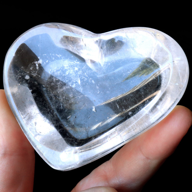 水晶 お皿 浄化皿 受け皿 ハート型 プレート クリスタルクォーツ ブラジル産 癒し ヒーリング 浄化 天然石 パワーストーン