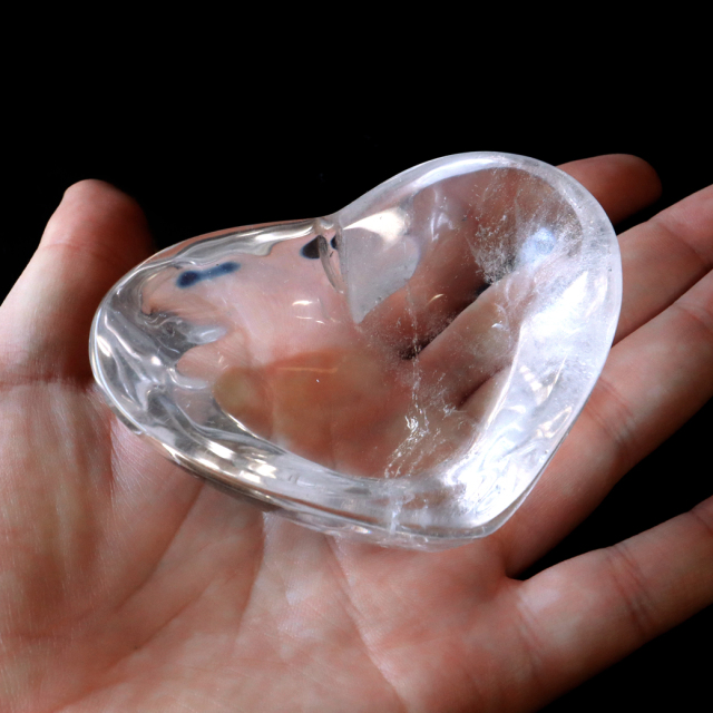 水晶 お皿 浄化皿 受け皿 ハート型 プレート クリスタルクォーツ ブラジル産 癒し ヒーリング 浄化 天然石 パワーストーン