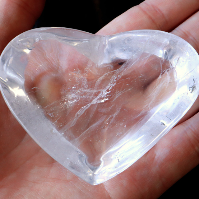 ☆癒される模様と色合い☆強いヒーリングパワー☆マラカイト 原石 浄化皿 天然石 ☆癒される模様と色合い☆強いヒーリングパワー☆マラカイト