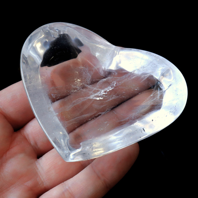 水晶 お皿 浄化皿 受け皿 ハート型 プレート クリスタルクォーツ ブラジル産 癒し ヒーリング 浄化 天然石 パワーストーン