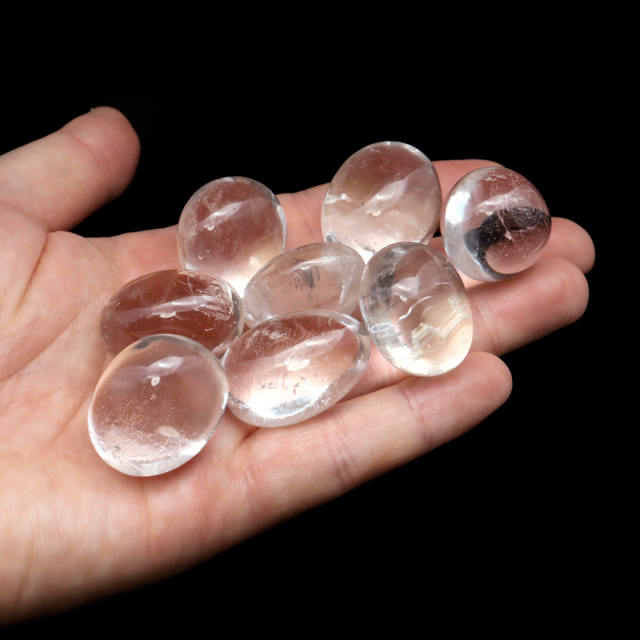 レッドファントムクォーツ ブレスレット 14.4㎜ ５A | 天然石,水晶（クォーツ）系,ファントムクォーツ | マダガスカル産 | 天然石 高品質  本物をお探しなら｜BIWA STONE FFIME 天然クリスタルとストーン レッドワカサギ クォーツ クリスタルストーン 研磨砂利石 装飾用 (サイズ:200g)