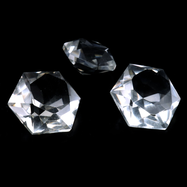 水晶 六芒星 ブラジル ゴイアス州産 抜群の透明感 クリスタルクォーツ