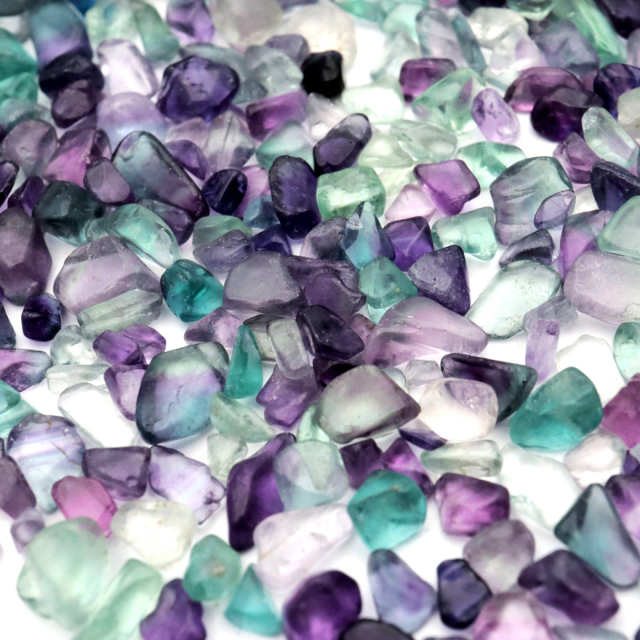 フローライト さざれ 100g 小サイズ AA 天然石 蛍石 Fluorite パワーストーン 浄化グッズ ネイルパーツ 材料 レジンパーツ おうち時間