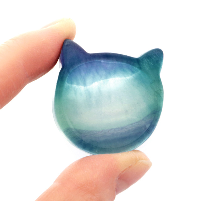 ネコ 小皿 置き物 フローライト イエロー グリーン パープル ピンク 浄化 ねこ 猫耳 縁起物 彫り物 猫 にゃんこ 天然石 パワーストーン