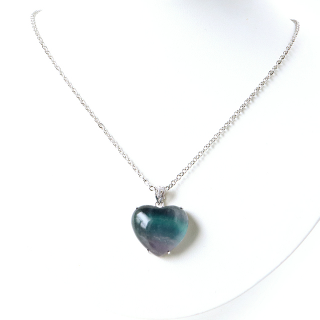 ハート型 青色フローライトシルバーペンダント フローライト ネックレス ハート 心型 Silver925 天然石 1点物