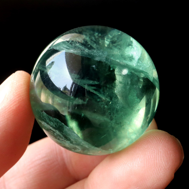 グリーン フローライト AAA 丸玉 直径 スフィア 台座 蛍石 天然石 1点もの パワーストーン Fluorite
