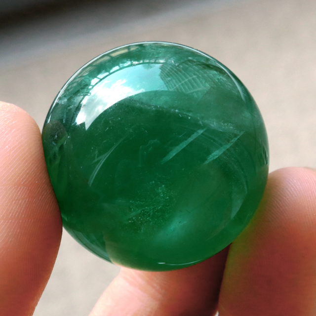 グリーン フローライト AAA 丸玉 スフィア 台座 蛍石 天然石 1点もの パワーストーン Fluorite