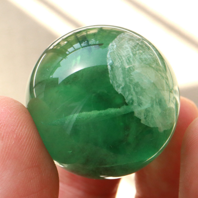 グリーン フローライト AAA 丸玉 直径 スフィア 台座 蛍石 天然石 1点もの パワーストーン Fluorite