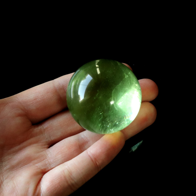 グリーン フローライト AAAAA 丸玉 直径 約43mm 虹入り レインボー