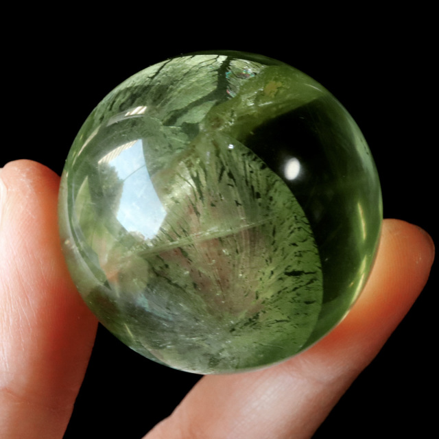 グリーン フローライト AAAAA 丸玉 直径 約43mm 透き通る透明感