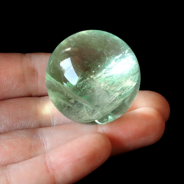 グリーン フローライト AAAAA 丸玉 虹入り レインボー 透き通る透明感 スフィア 台座 蛍石 天然石 1点もの パワーストーン