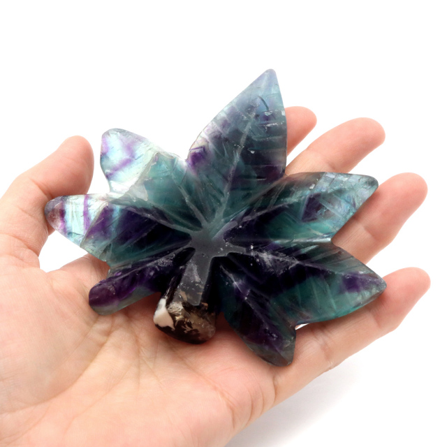 フローライト 置物 楓 もみじ 天然石 蛍石 ほたるいし 彫刻 彫り物 葉 リーフ パワーストーン レインボー オブジェ