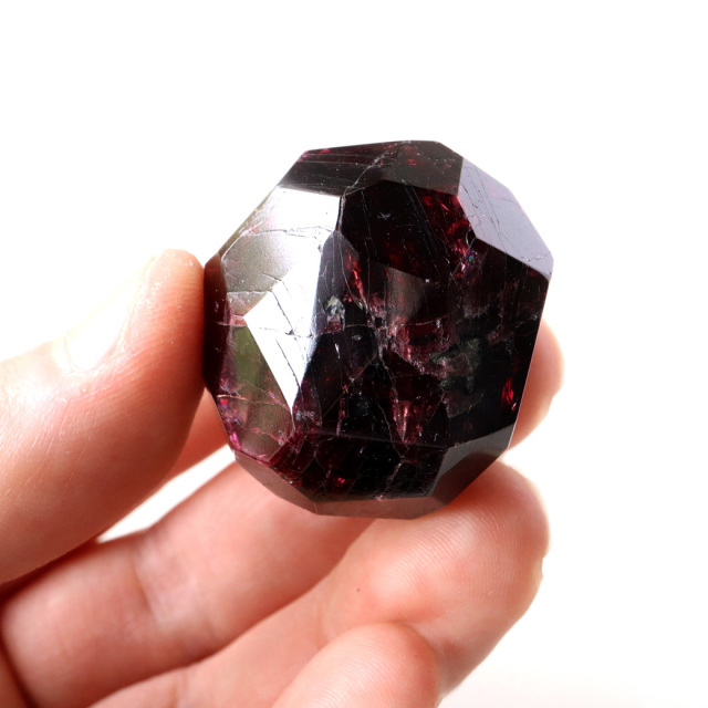 ロードライト ガーネット 原石 60g 1点もの マダガスカル産 柘榴石