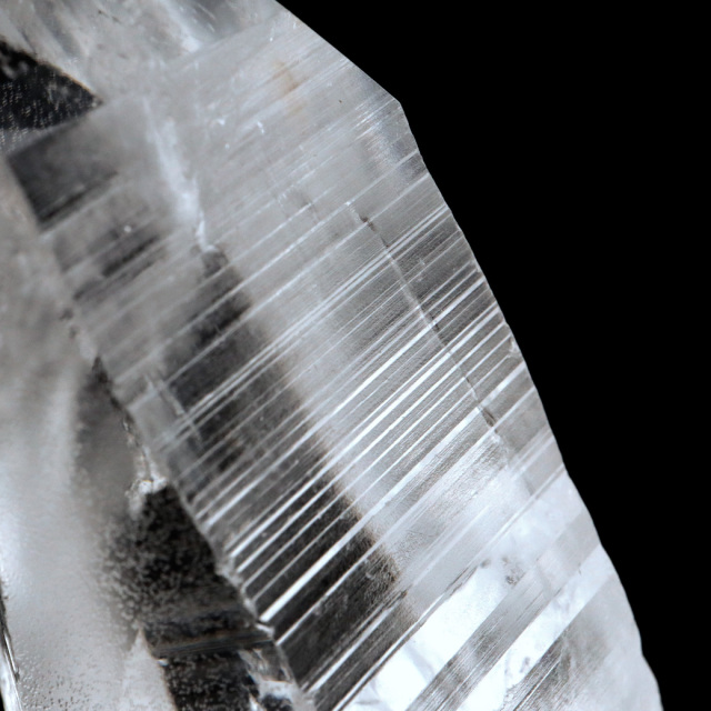 レムリアンシード 水晶 六角柱 ポイント 一部面残し 研磨磨き 122g 1点