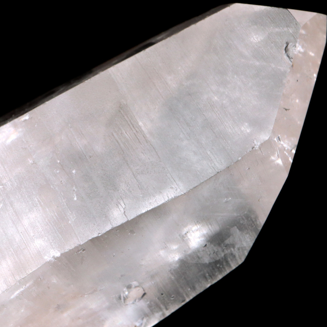 レムリアンシード 水晶 六角柱 ポイント 一部面残し 研磨磨き 187g 1点もの AAA 虹入り レインボー 天然石 証明書付き