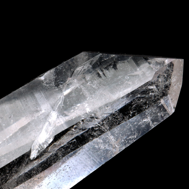 レムリアンシード 水晶 六角柱 ポイント 一部面残し 研磨磨き 187g 1点もの AAA 虹入り レインボー 天然石 証明書付き