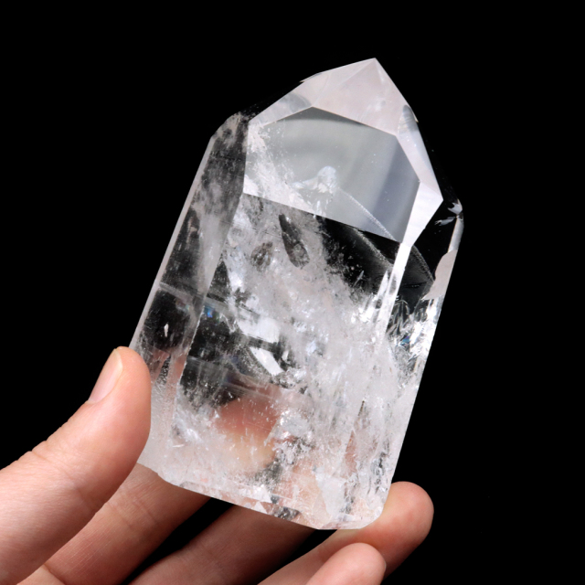 レムリアンシード 水晶 六角柱 ポイント 一部面残し 研磨磨き 187g 1点もの AAA 虹入り レインボー 天然石 証明書付き