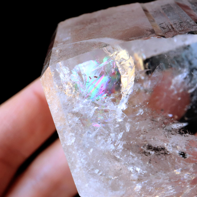 レムリアンシード 水晶 六角柱 ポイント 一部面残し 研磨磨き AAAAA 虹入り レインボー 天然石 ブラジル バイーア州産 証明書付き