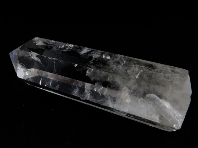 クォーツインクォーツ水晶六角柱
