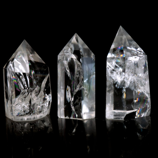 アイリスクォーツ 六角柱 Sサイズ ワイドタイプ 幅広 ポイント 虹入り 水晶 クリスタル レインボー 置き物 浄化