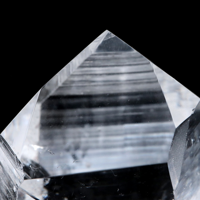レムリアンシード 水晶 六角柱 ポイント 一部面残し 研磨磨き AAAAA 虹入り レインボー ブラジル セーラ・デ・カブラル産