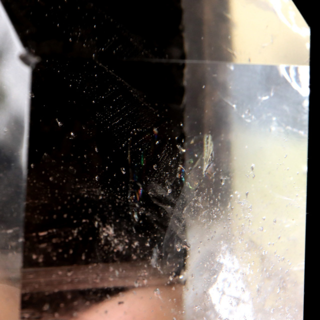 レムリアンシード 水晶 六角柱 ポイント 一部面残し 研磨磨き 1点もの 5A レインボー 天然石 ブラジル バイーア州産 証明書付き