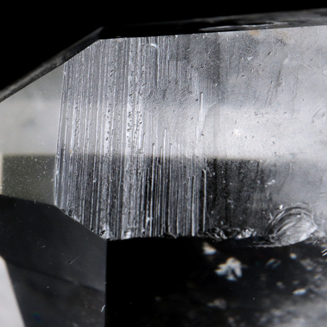 レムリアンシード 水晶 六角柱 ポイント 一部面残し 研磨磨き 1点もの 5A レインボー 天然石 ブラジル バイーア州産 証明書付き