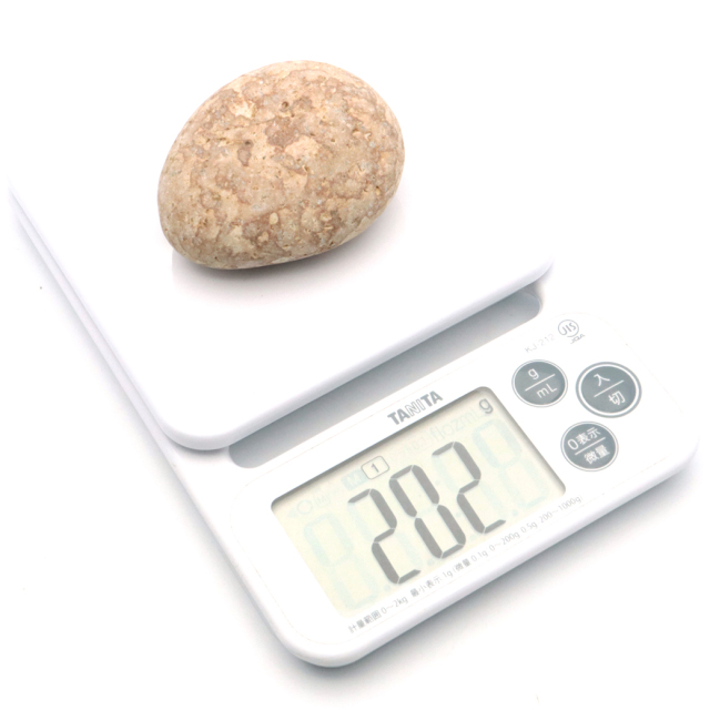 姫川薬石 糸魚川産 自然石 1個 200－250g前後 特大サイズ お風呂用 多用途 天然石 原石 パワーストーン 浄化グッズ