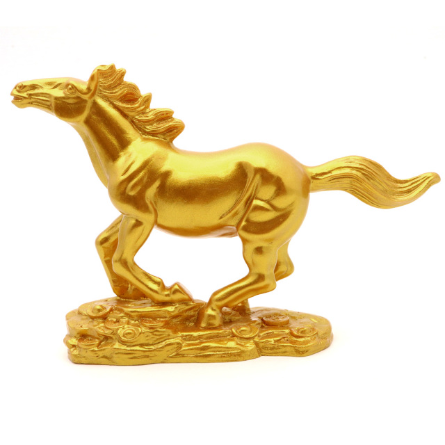 馬 2026年 干支 午年 置き物 樹脂製 Mサイズ 正月 新年 縁起物 彫り物