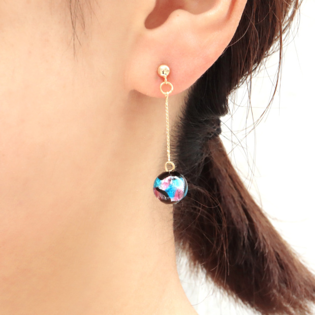 専用です☆ホタルガラススタッドピアス8㎜　他１品 楽天市場】ホタルガラス ピアス レディース 光る 蓄光 スタッドピアス