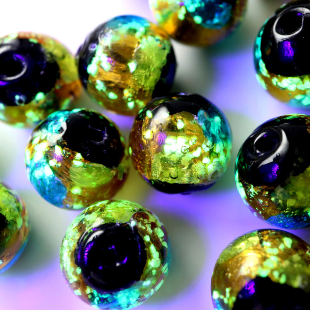 光る ホタルガラス イエロー ブルー MIX 8mm 粒売り 1粒 とんぼ石 青色 黄色 沖縄 お土産