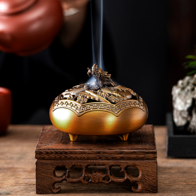 香炉 おしゃれ お香立て 真鍮製 龍 鳳凰 蓋付き 不燃綿入り 丸型 渦巻