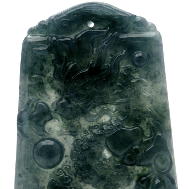 龍 翡翠 グアテマラ産 ペンダント トップ用 素材 ルース バチカン無し