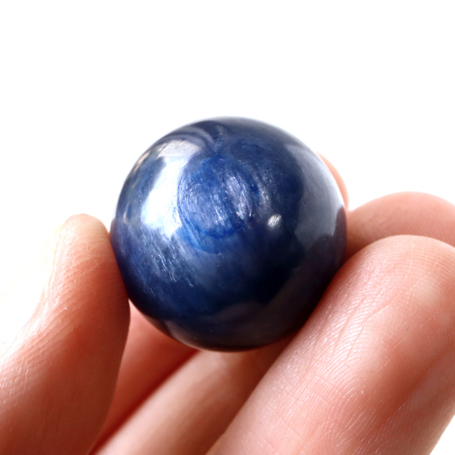 カイヤナイト 丸玉 キャッツアイ 直径約21mm 台座付き 天然石 パワーストーン 1点もの kyanite 藍晶石