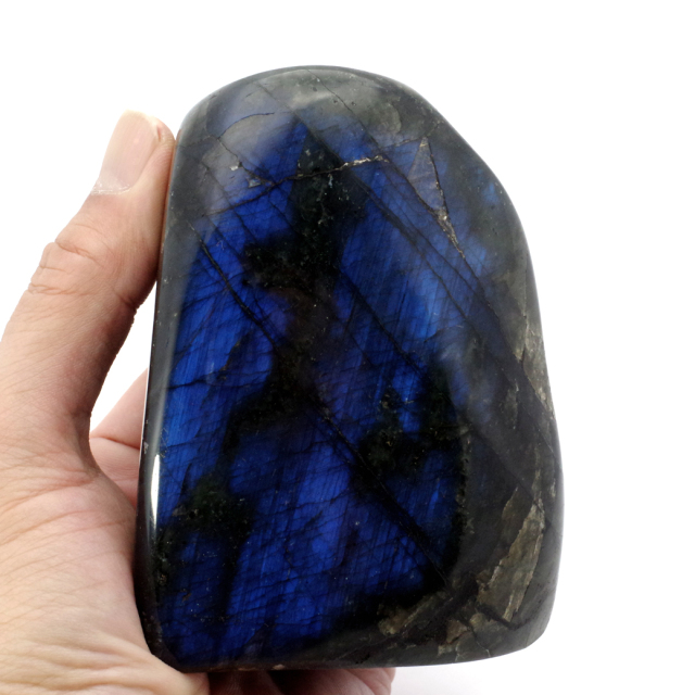 ③強シラー ラブラドライト 原石 レインボーシラー ブルーシラー 置物 台座付 楽天市場】○鮮やかブルーシラータイプ【ラブラドライト 蛇 彫刻置物