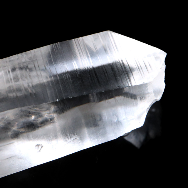 レムリアンシード 水晶 ポイント ライトニング水晶 雷水晶 単結晶 天然石 ブラジル ミナスジェライス州 セーラ・デ・カブラル産